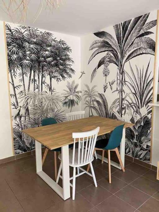 Fréjus Tres Bel Appartement Contemporain Et Calme מראה חיצוני תמונה